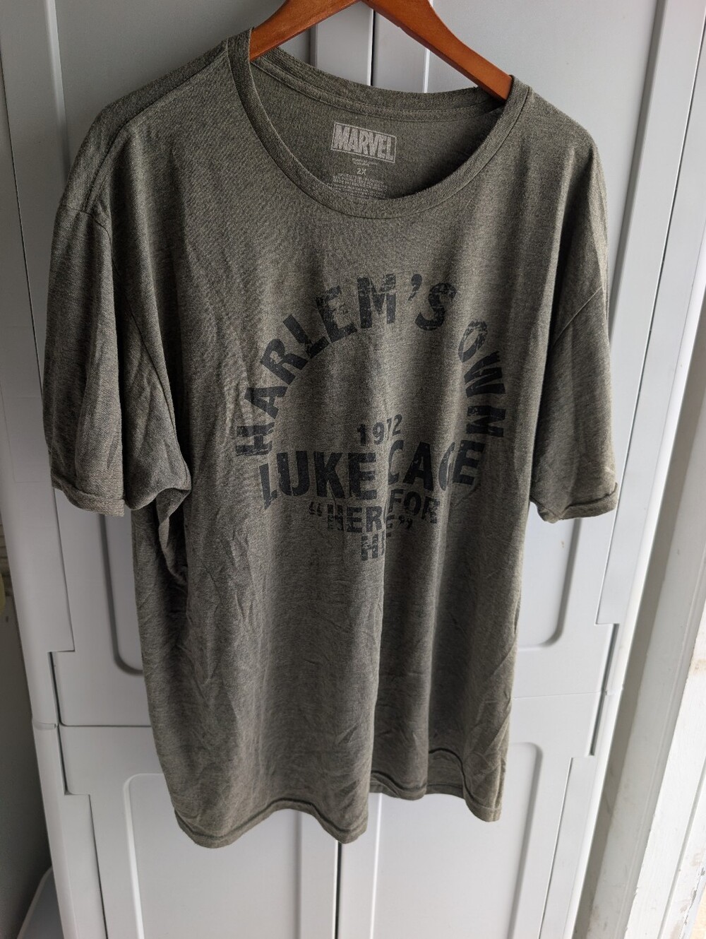 Marvel Men’s Olive Green Graphic Short Sleeve Tee Luke Cage T-shirt Rare!